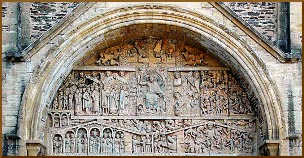 Le tympan du portail occidental de l'abbatiale Ste-Foy de Conques