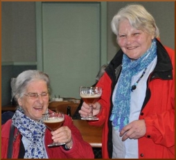 Gabrielle et Rene soutiennent les bons moines d'Orval